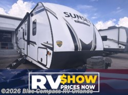 Used 2024 CrossRoads Sunset Trail SS242BH available in Casselberry, Florida