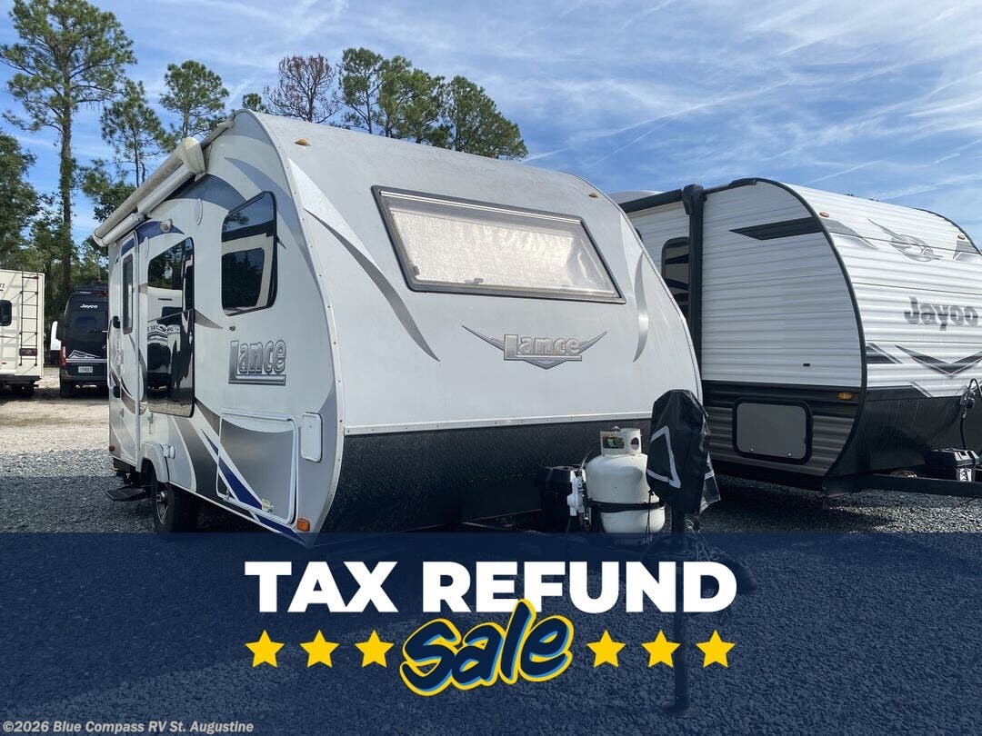 Used 2017 Lance  Lance Travel Trailers 1475 Lance available in St. Augustine, Florida