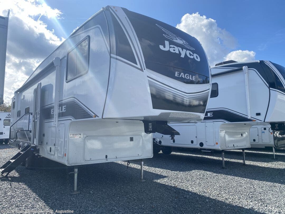 New 2026 Jayco Eagle HT 29DDB available in St. Augustine, Florida