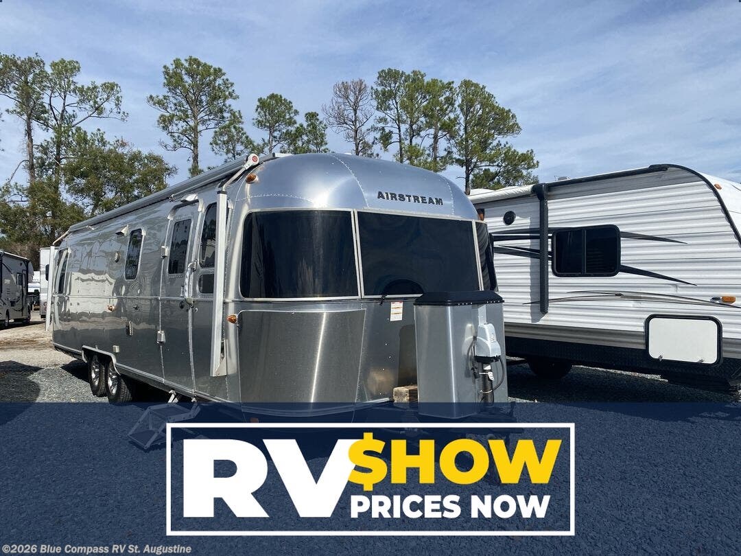Used 2019 Airstream Classic 30RB available in St. Augustine, Florida
