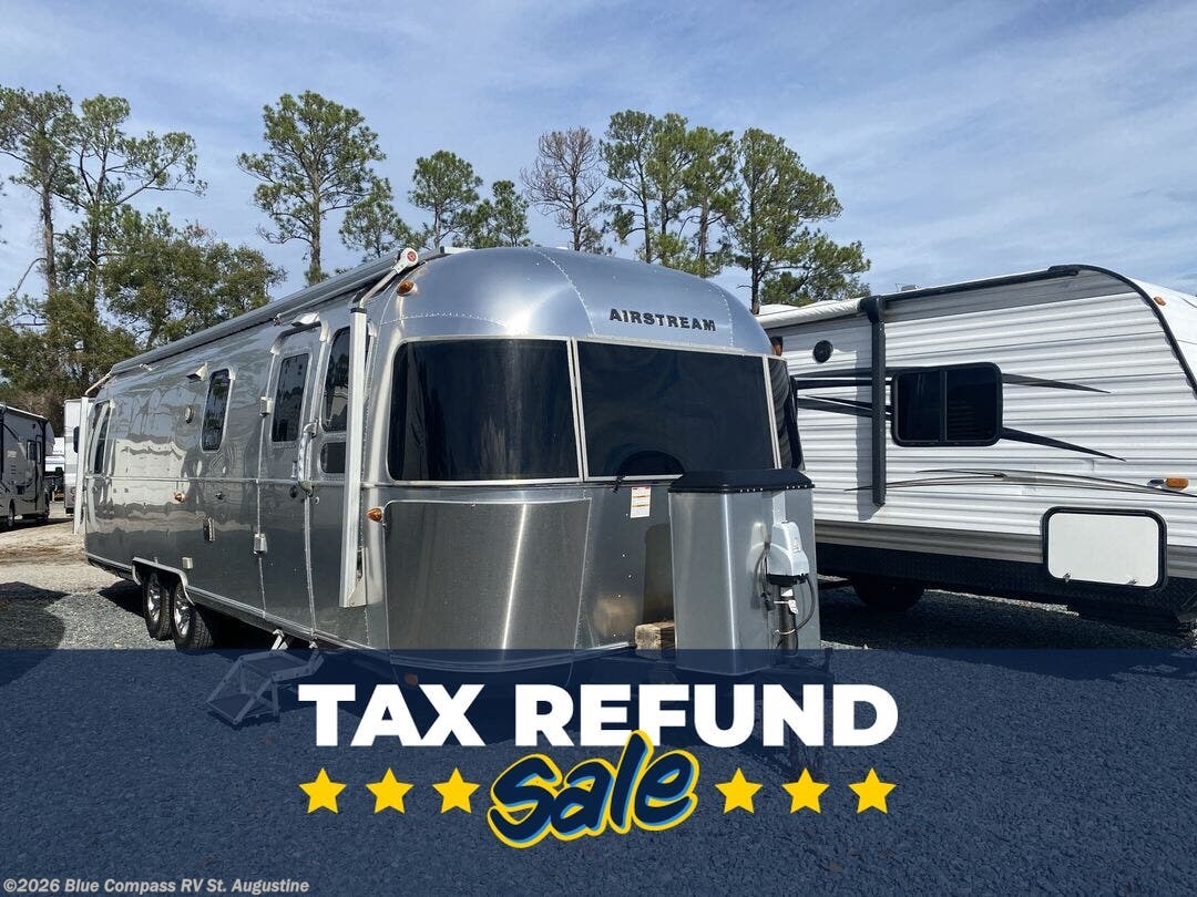 Used 2019 Airstream Classic 30RB available in St. Augustine, Florida