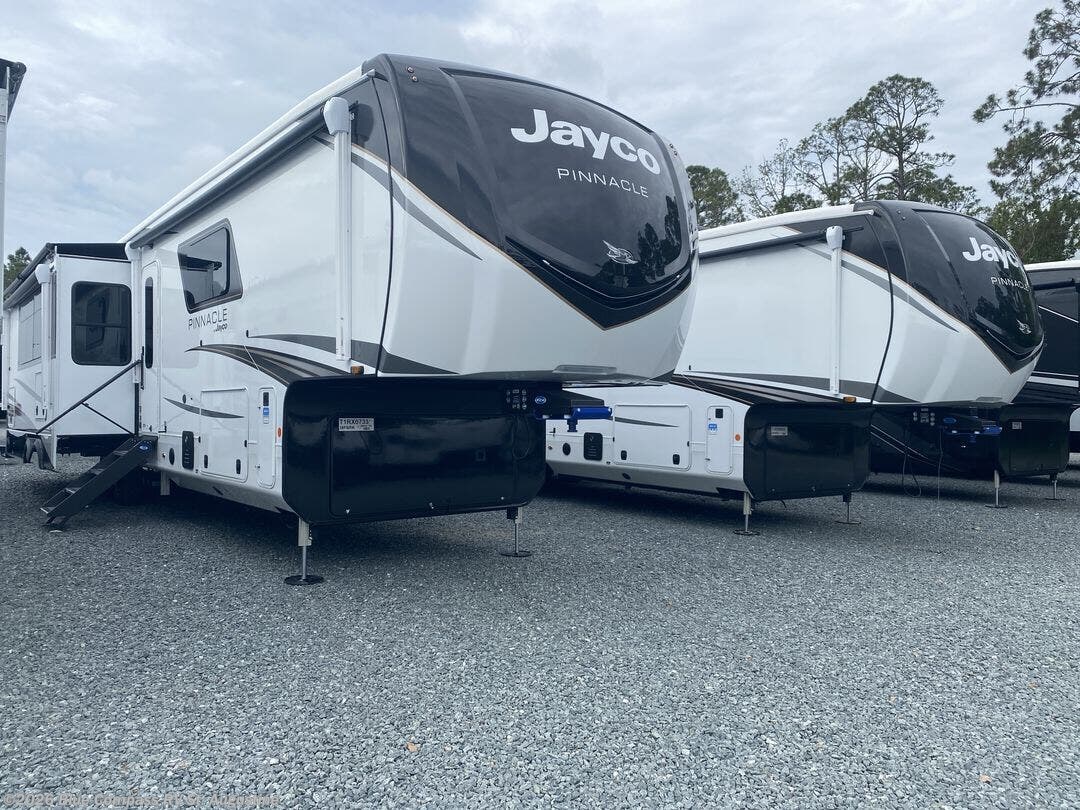New 2026 Jayco Pinnacle 38FBRK available in St. Augustine, Florida
