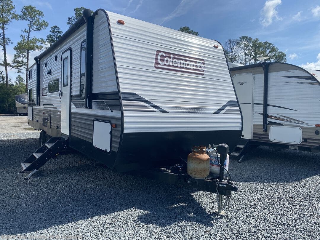 Used 2022 Coleman  Lantern 295QBS available in St. Augustine, Florida