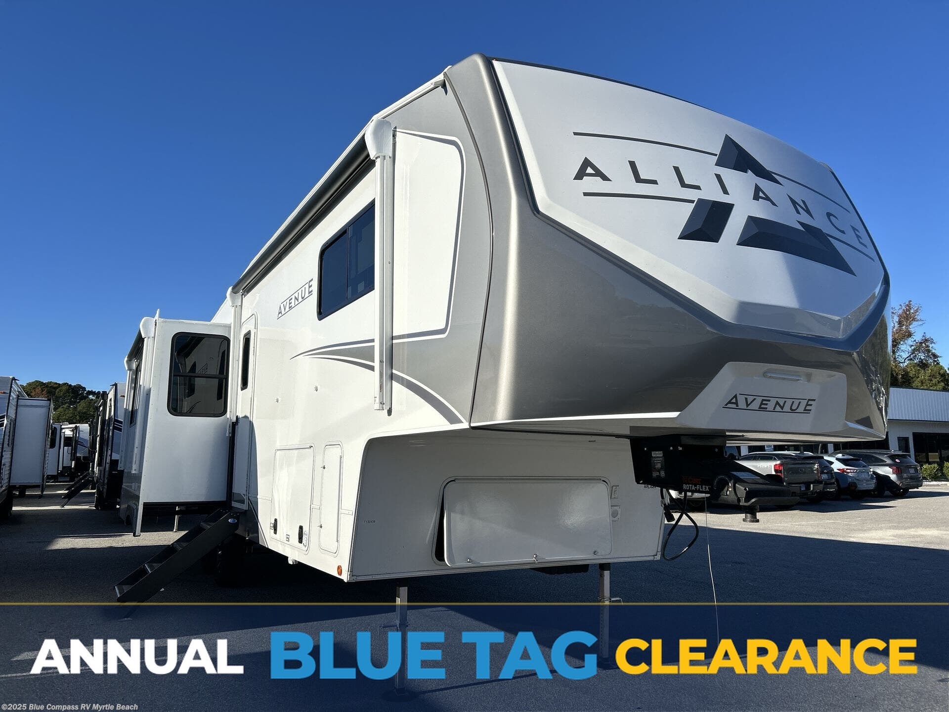New 2026 Alliance RV Avenue 32RLS available in Myrtle Beach, South Carolina