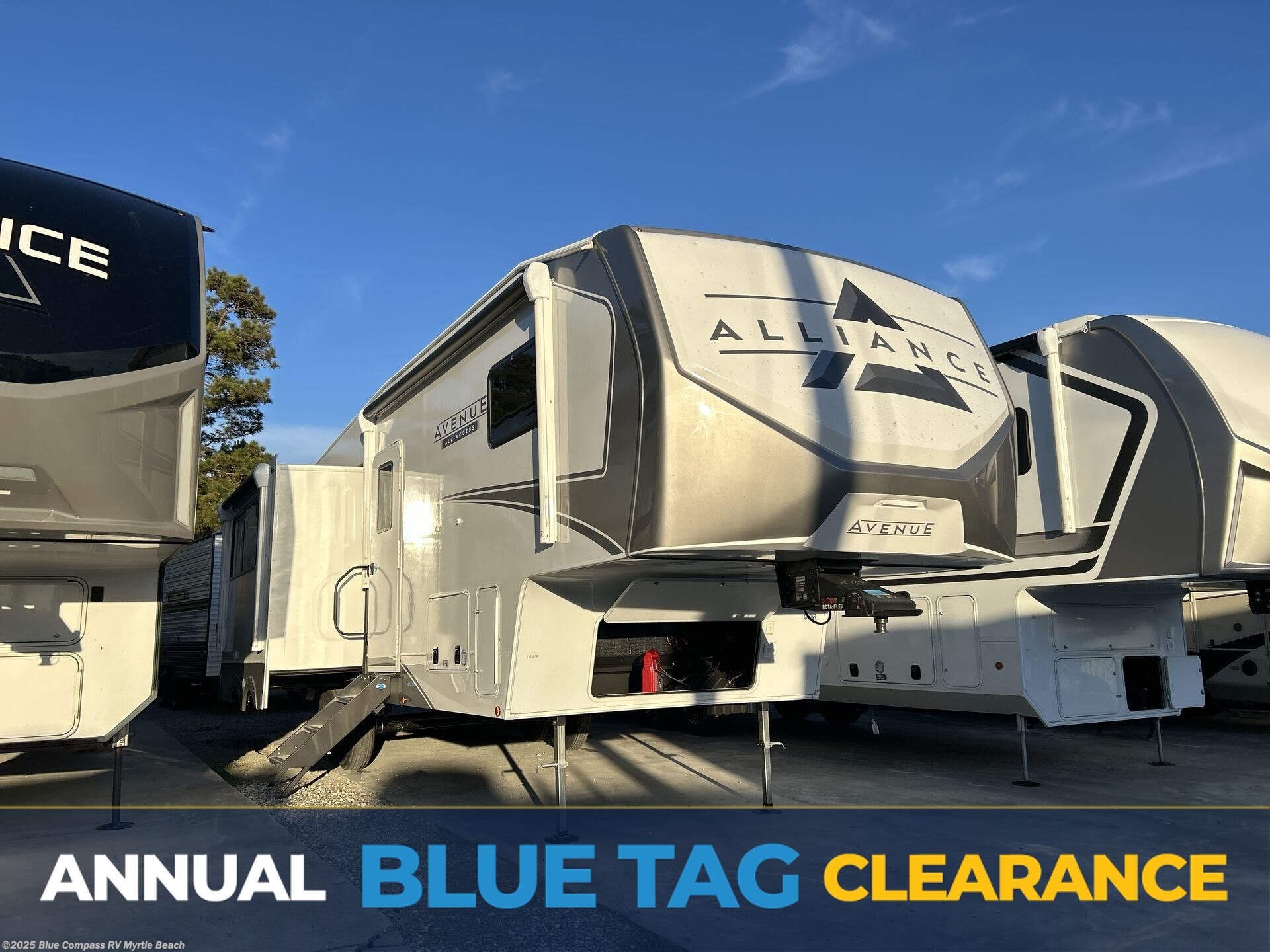 New 2026 Alliance RV Avenue All-Access 30BH available in Myrtle Beach, South Carolina