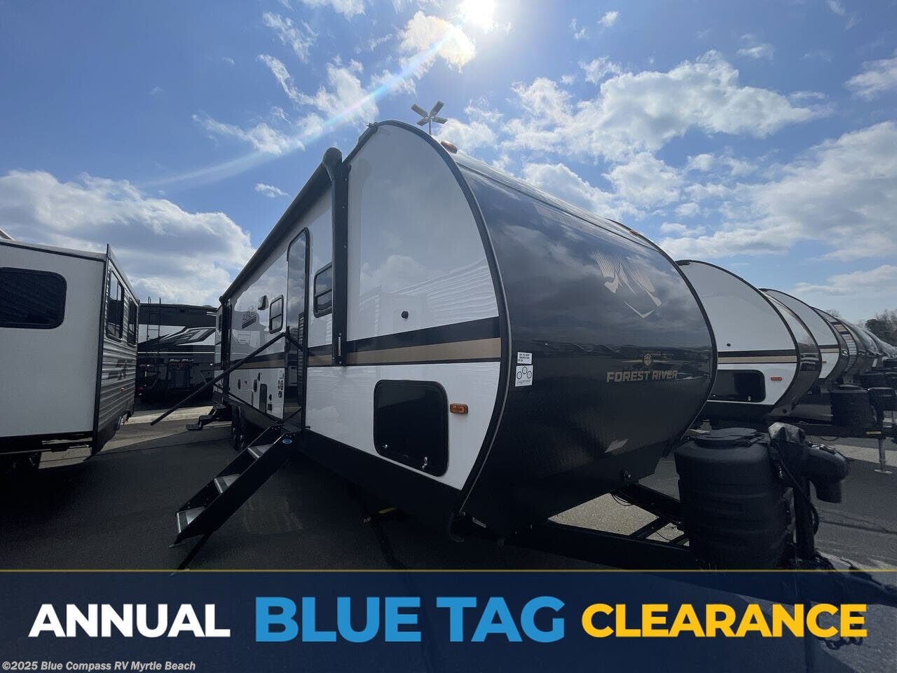 New 2025 Forest River Aurora Sky Series 320BDS available in Myrtle Beach, South Carolina