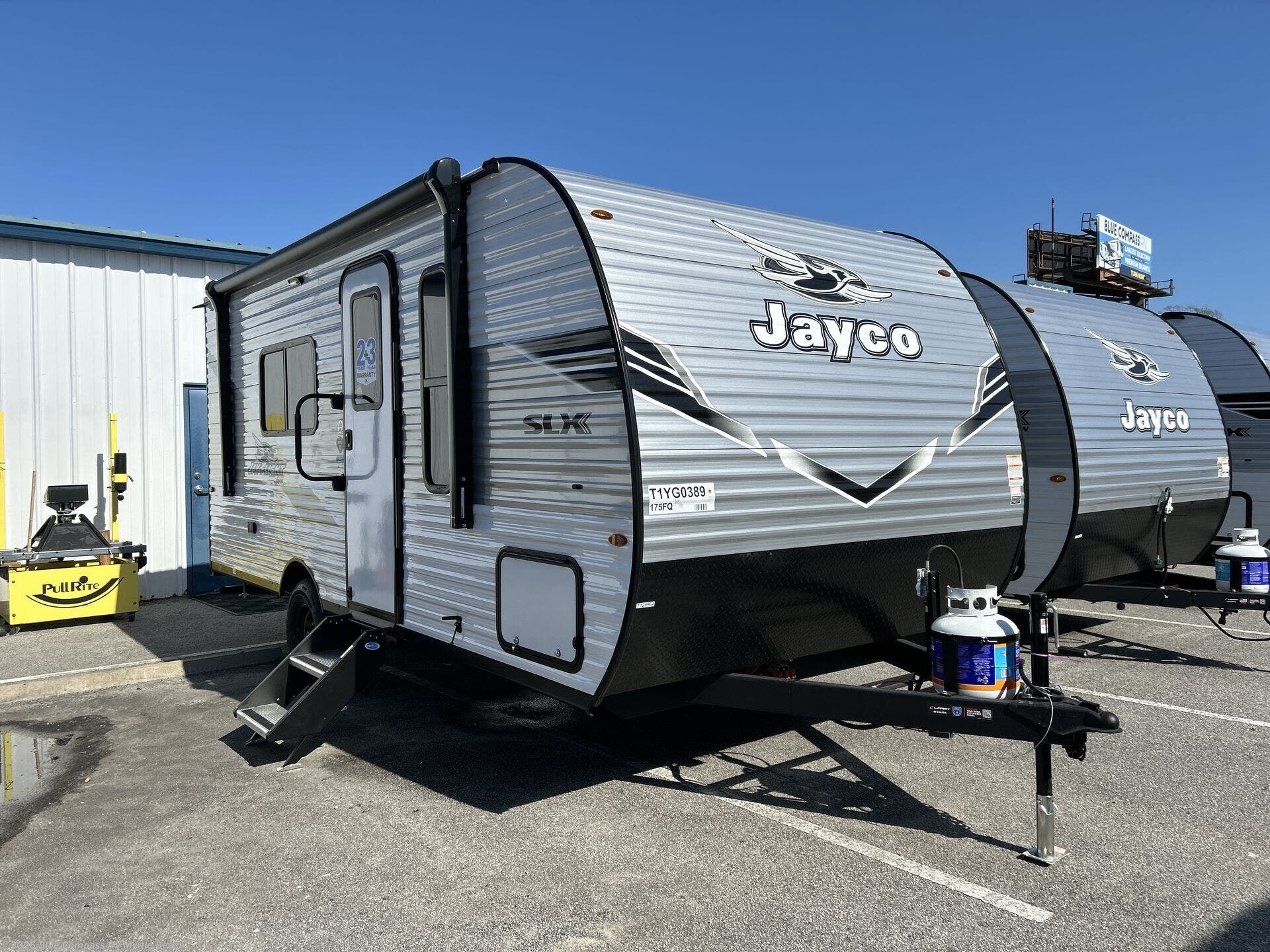New 2026 Jayco Jay Flight SLX 175FQ available in Myrtle Beach, South Carolina