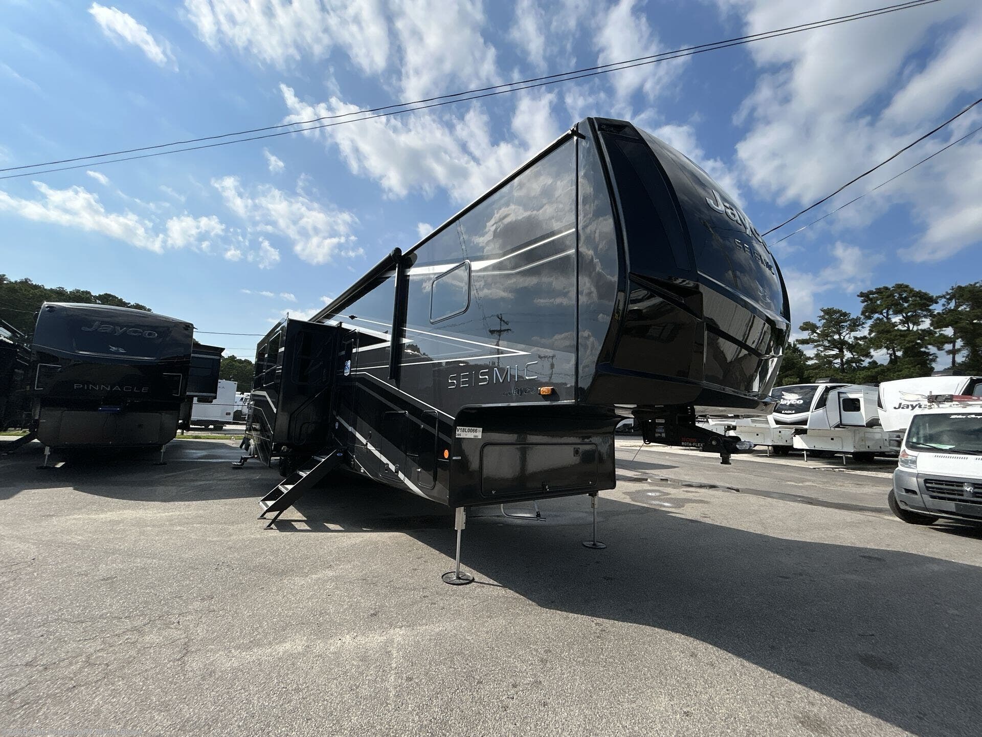 New 2027 Jayco Seismic 395 available in Myrtle Beach, South Carolina
