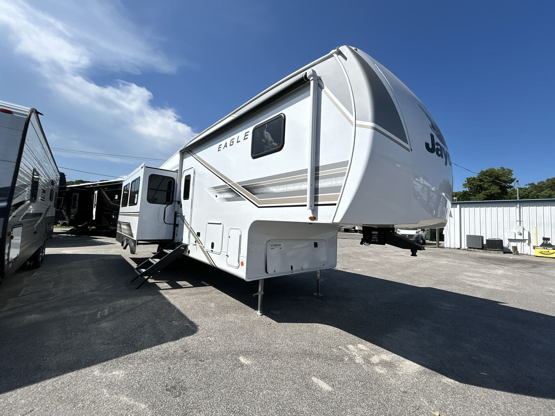 New 2027 Jayco Eagle SLE 30RLT available in Myrtle Beach, South Carolina