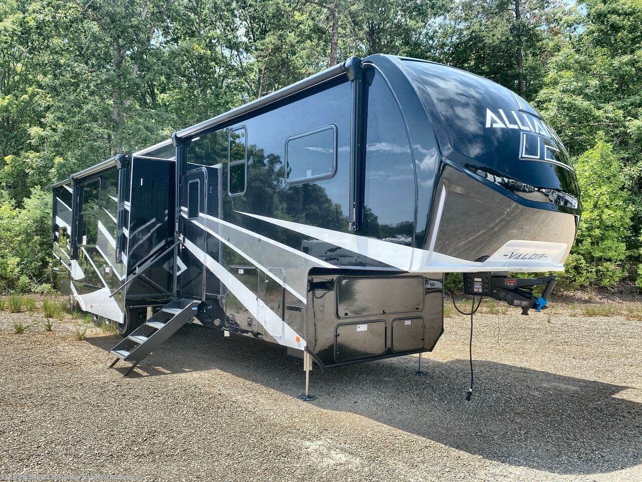 New 2027 Alliance RV Valor 44V14 available in Myrtle Beach, South Carolina