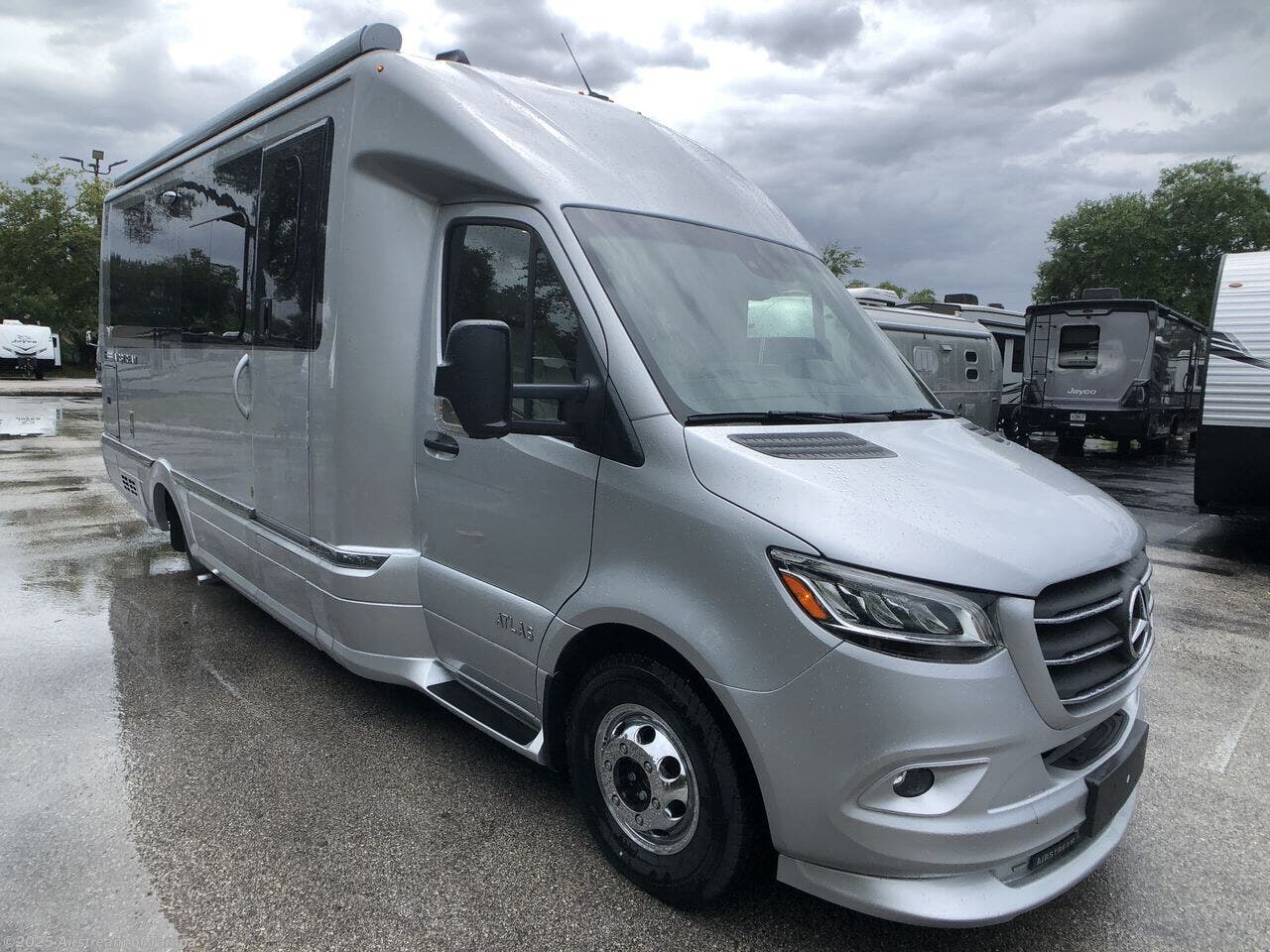 New 2026 Airstream Atlas Murphy Suite- Tommy Bahama Edition available in Dover, Florida