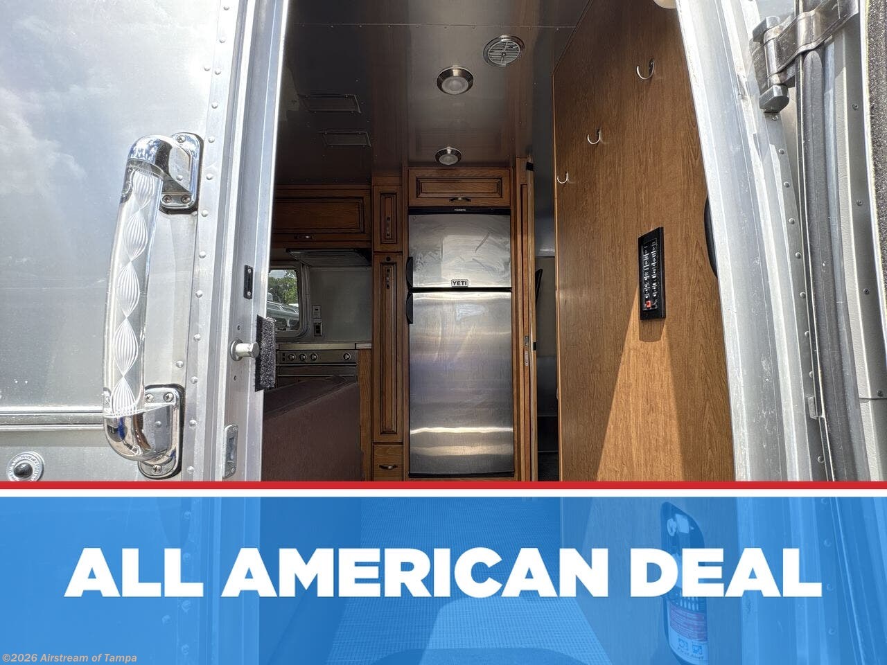 Used 2018 Airstream Classic 33FBQ available in Dover, Florida