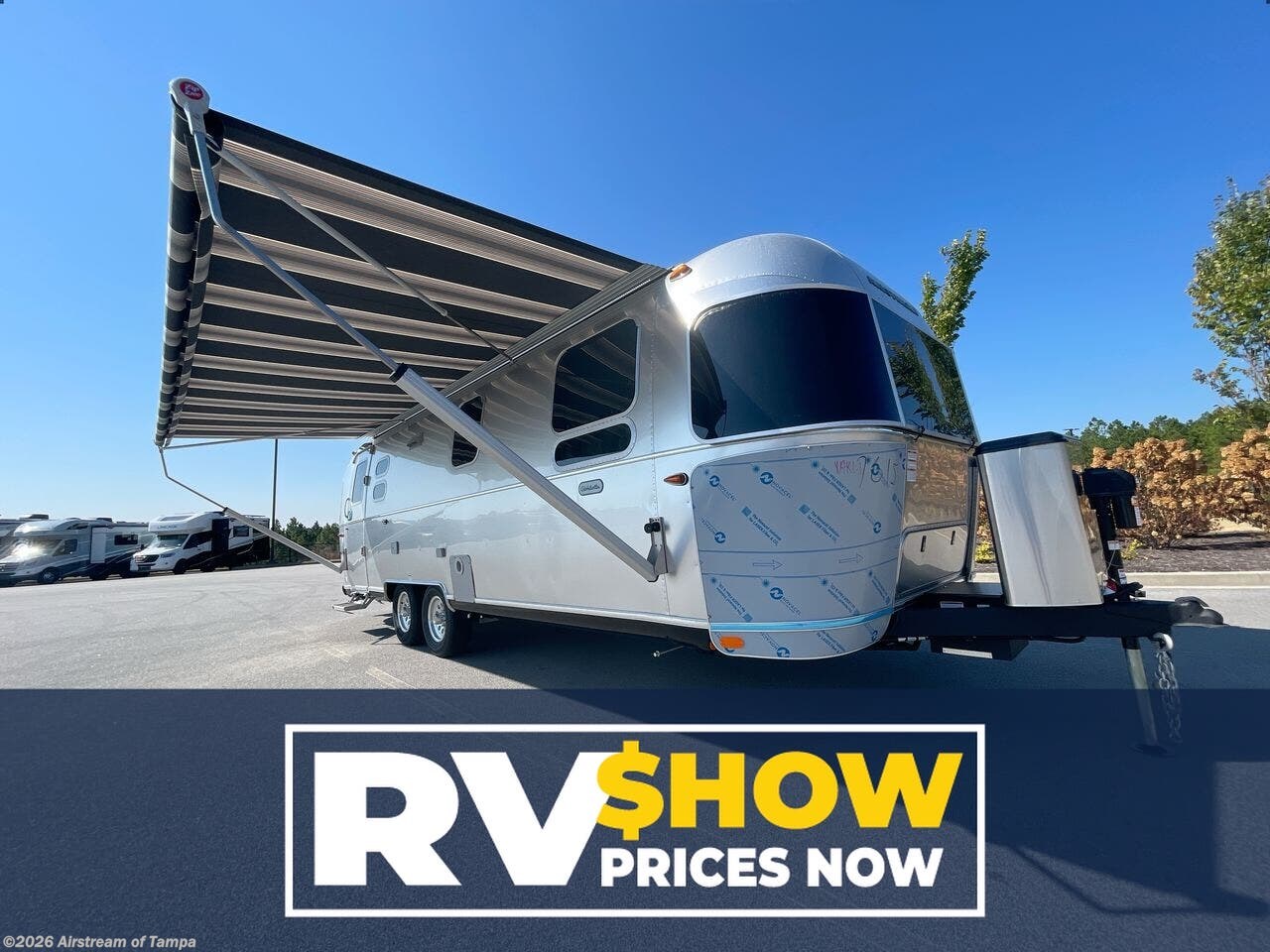 New 2026 Airstream Globetrotter 27FB available in Dover, Florida