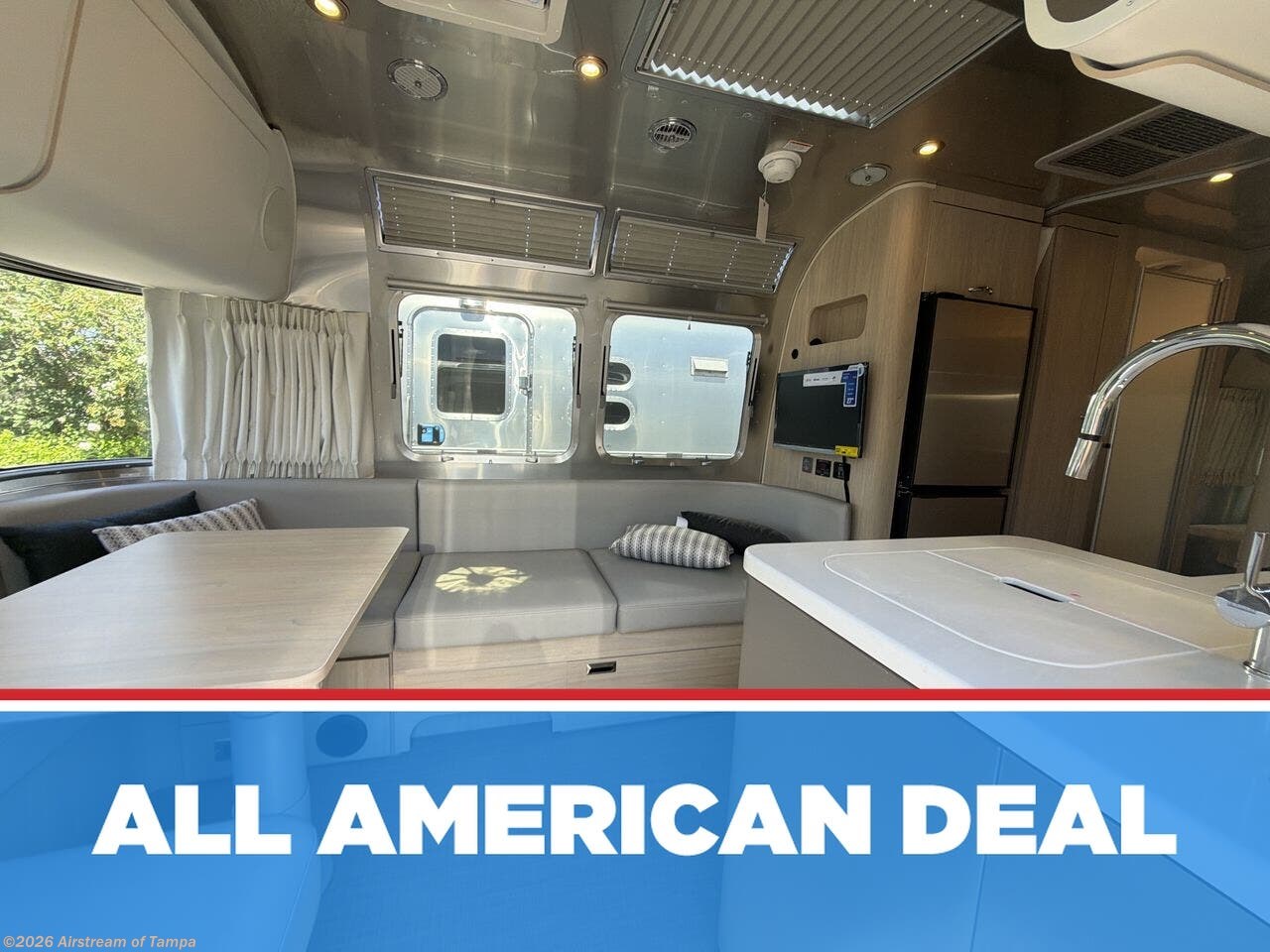 New 2026 Airstream Globetrotter 25FB available in Dover, Florida