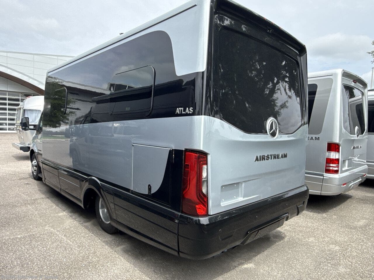 New 2026  Airstream Atlas 25RT Std. Model by Airstream from Airstream of Tampa in Dover, FL