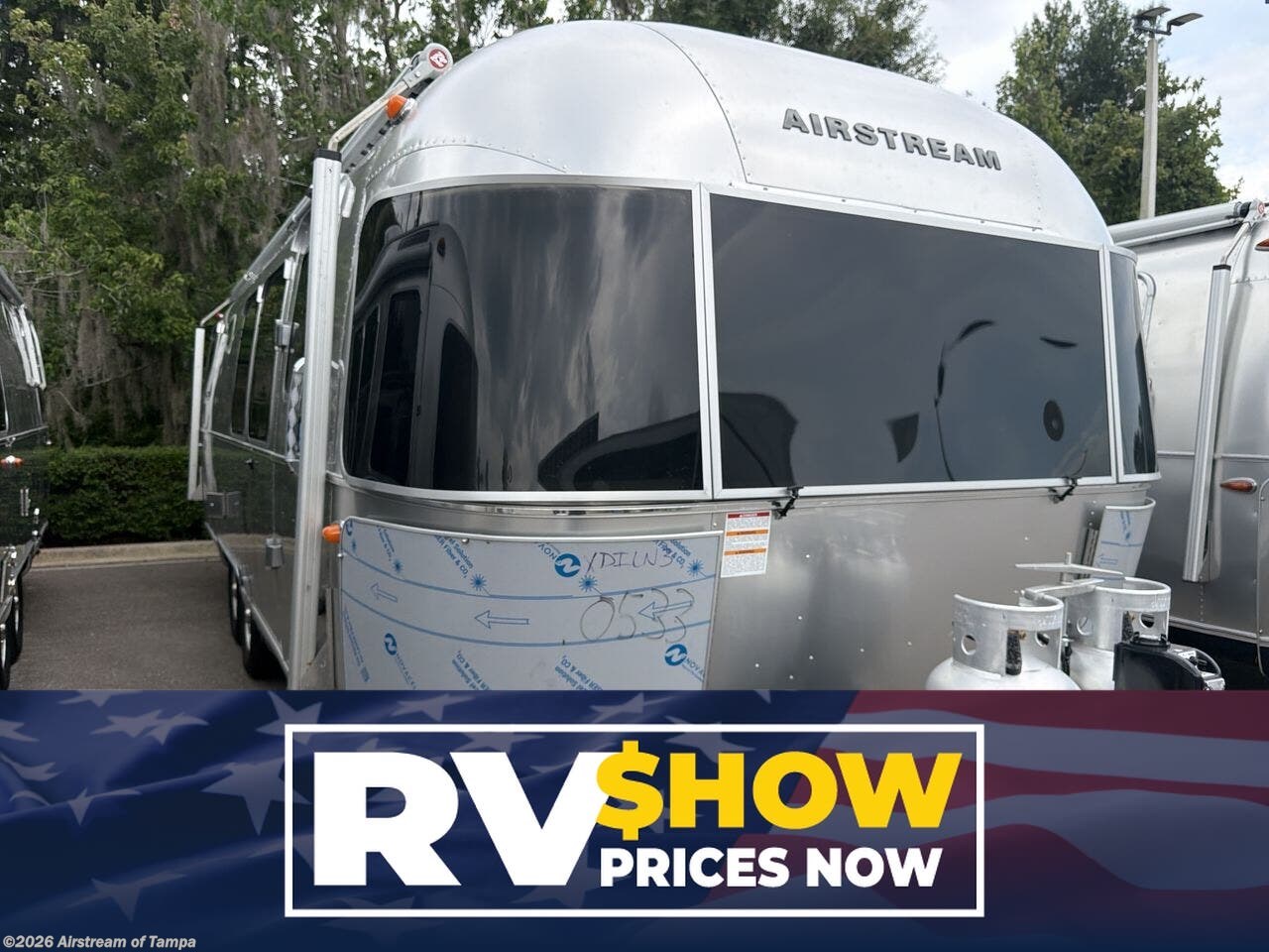New 2027 Airstream Classic 28RB available in Dover, Florida