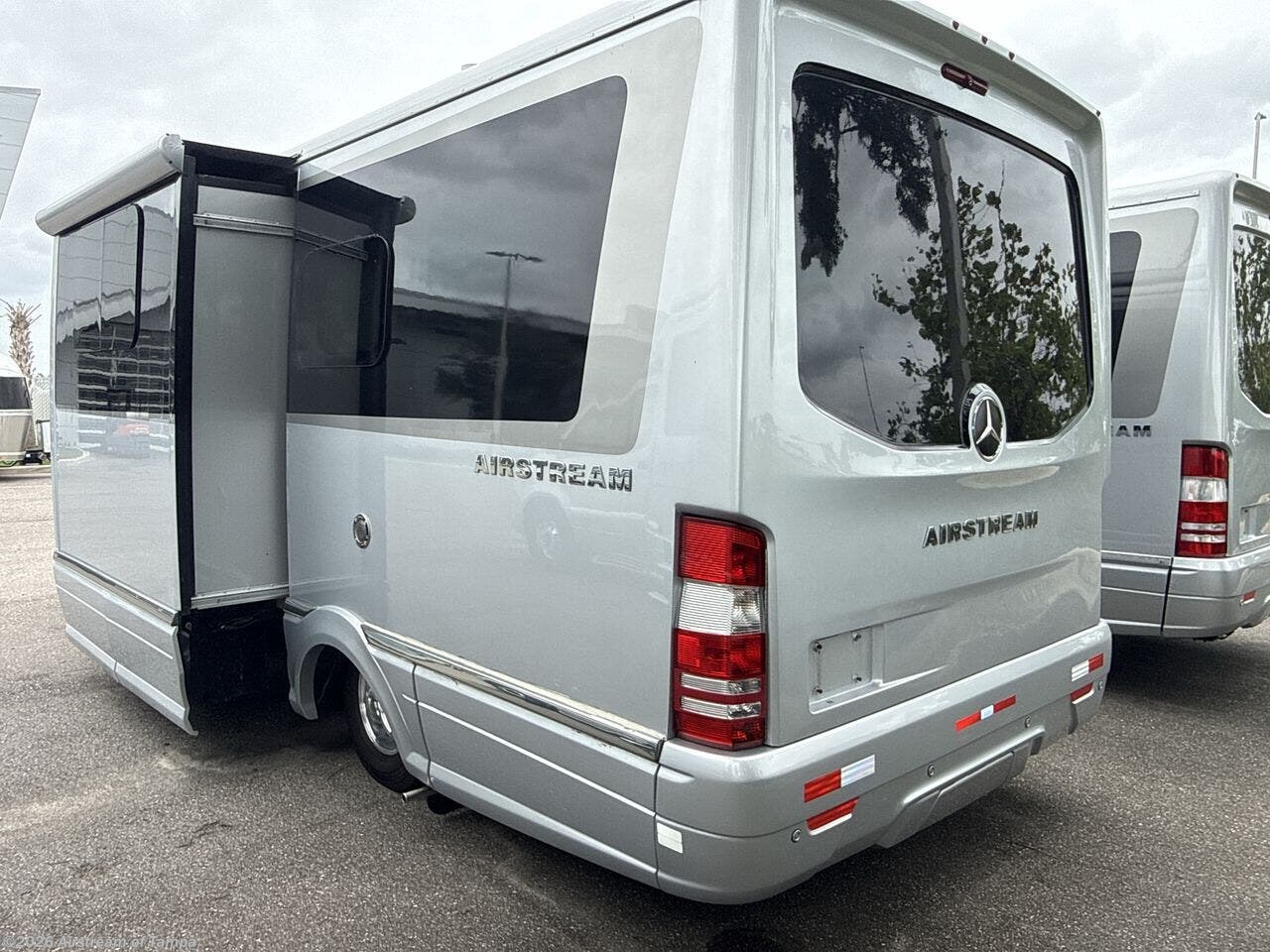 Used 2021 Airstream Atlas MURPHY SUITE available in Dover, Florida