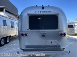 New 2025 Airstream Classic 33FB available in Buda, Texas