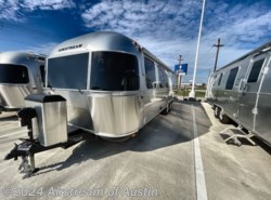 New 2025 Airstream Classic 30RB available in Buda, Texas