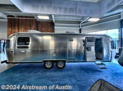 New 2025 Airstream Flying Cloud 30RB available in Buda, Texas