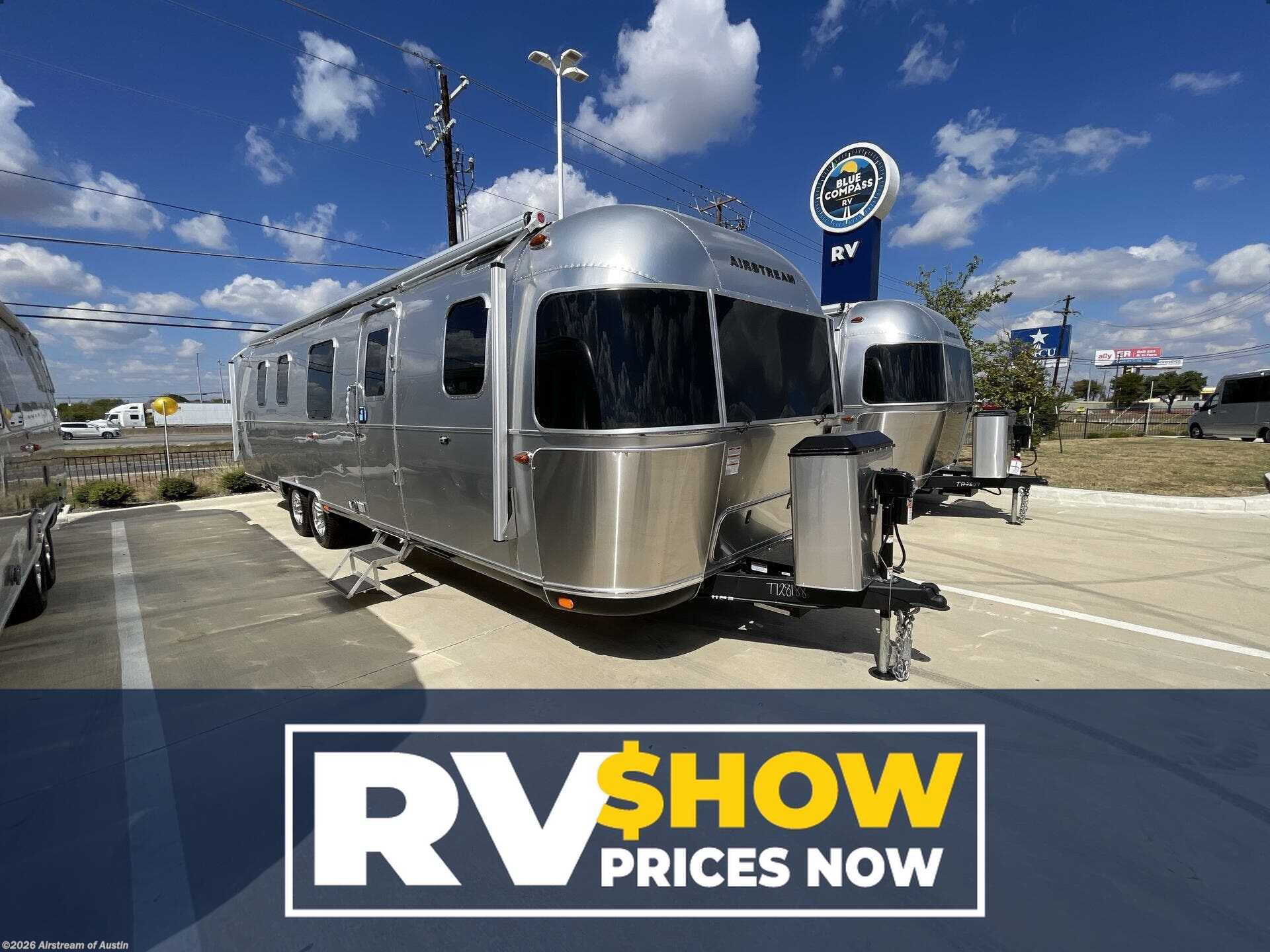 New 2026 Airstream Classic 33FB available in Buda, Texas