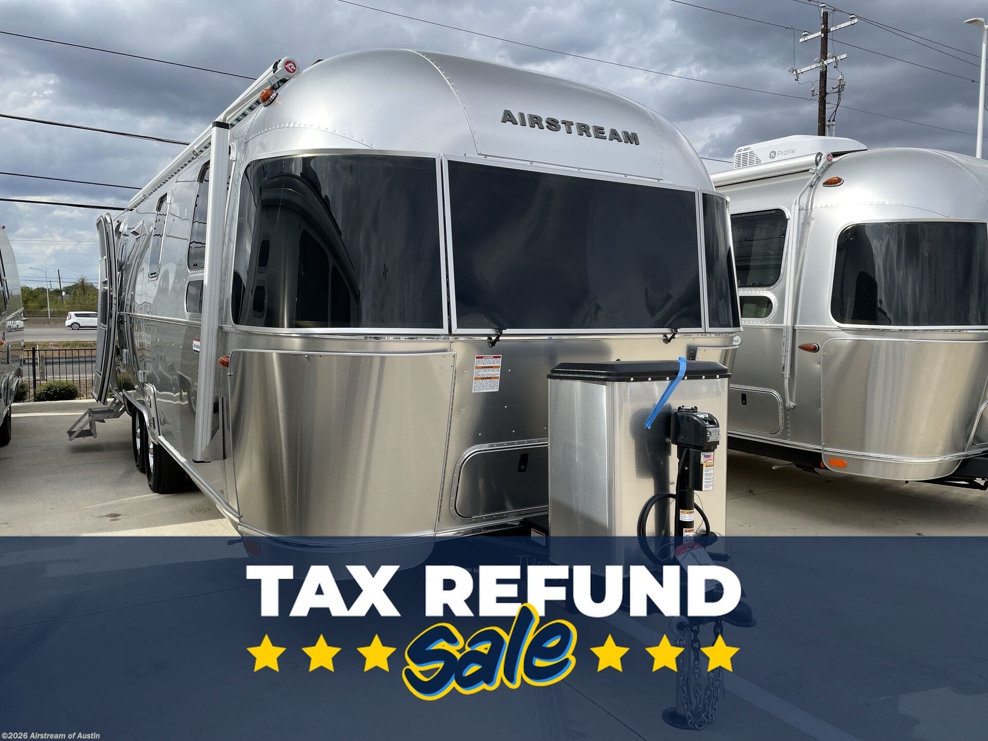 New 2026 Airstream International 27FB available in Buda, Texas