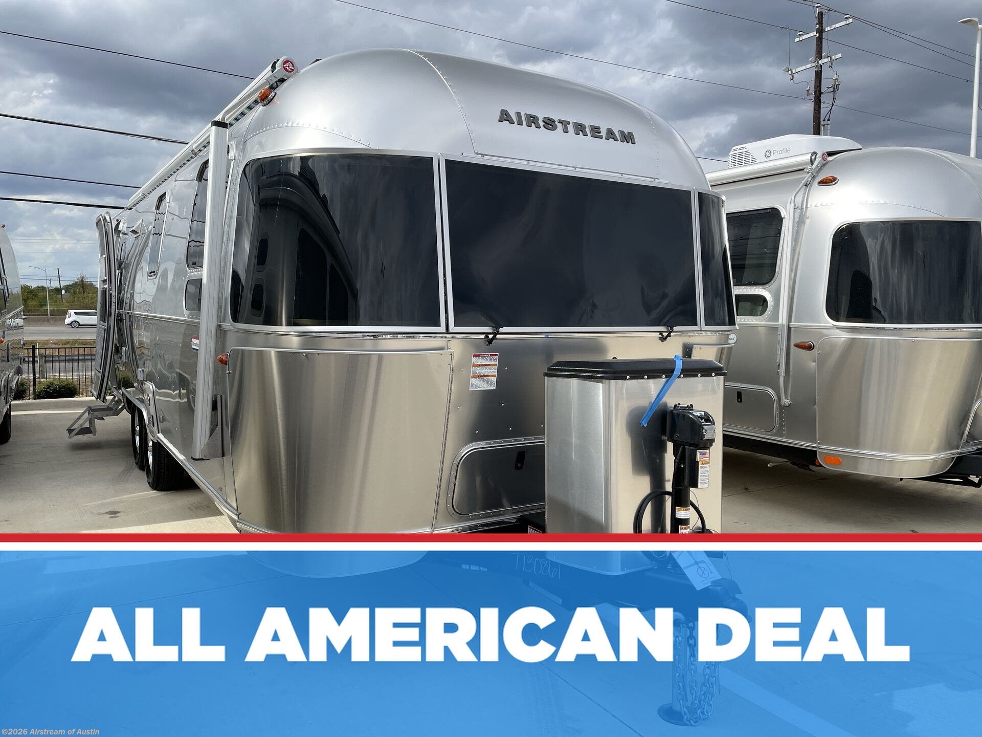 New 2026 Airstream International 27FB available in Buda, Texas