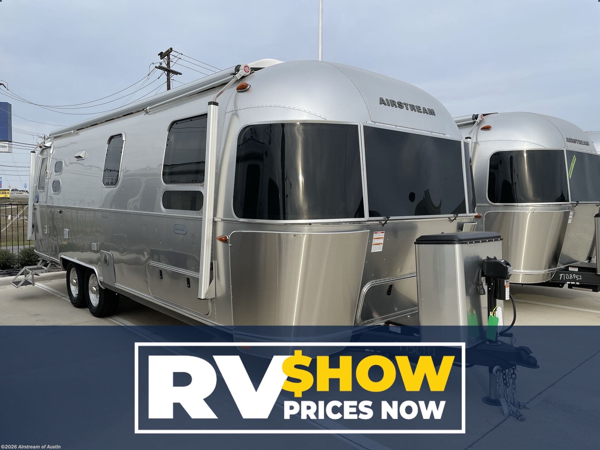 New 2026 Airstream Globetrotter 27FB Twin available in Buda, Texas
