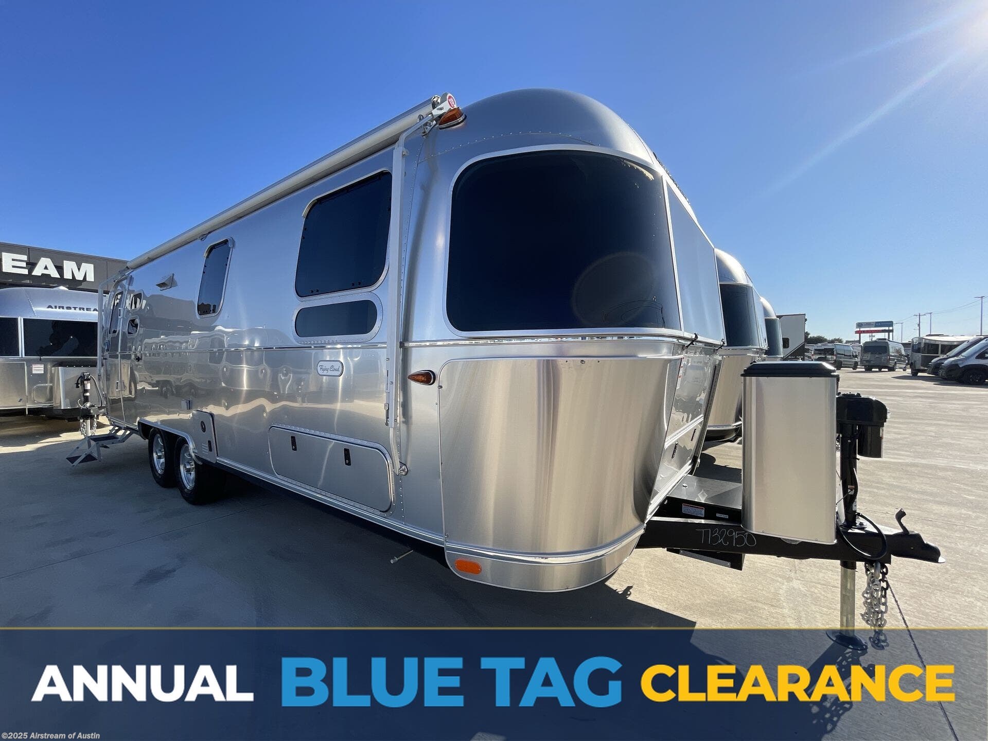 New 2026 Airstream Flying Cloud 27FB Twin available in Buda, Texas