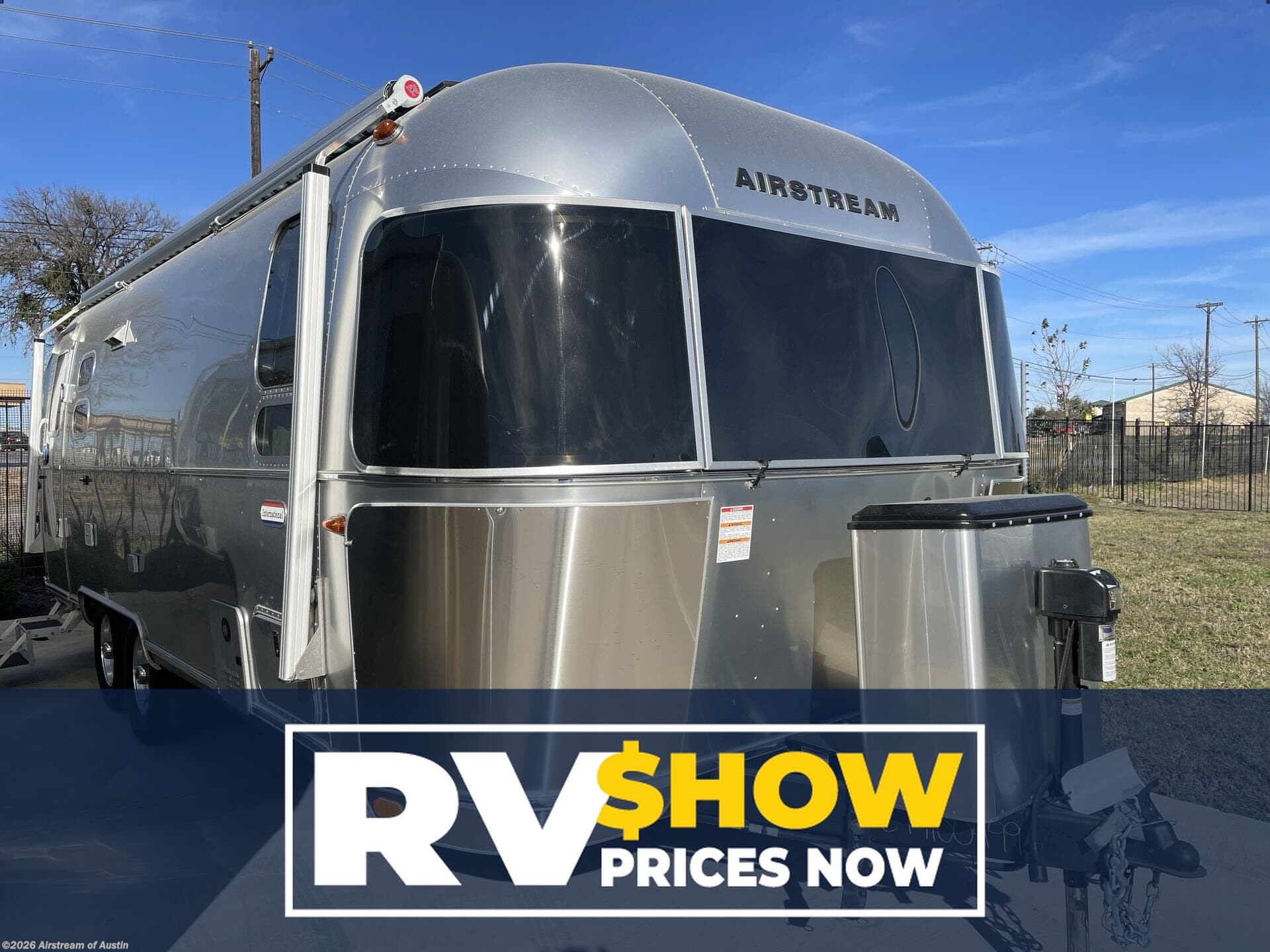 Used 2025 Airstream Flying Cloud 25FB available in Buda, Texas
