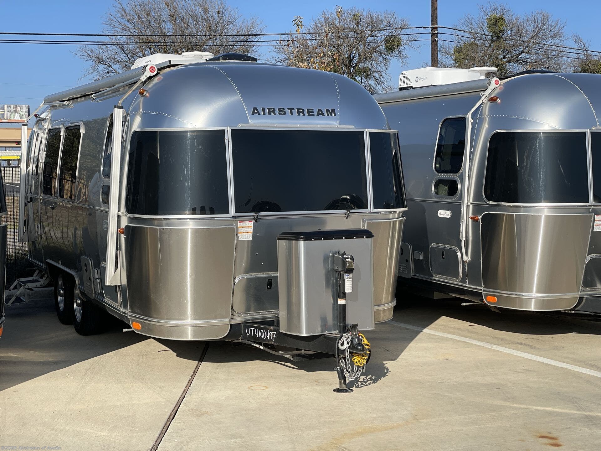 Used 2021 Airstream Globetrotter 23FB Twin available in Buda, Texas
