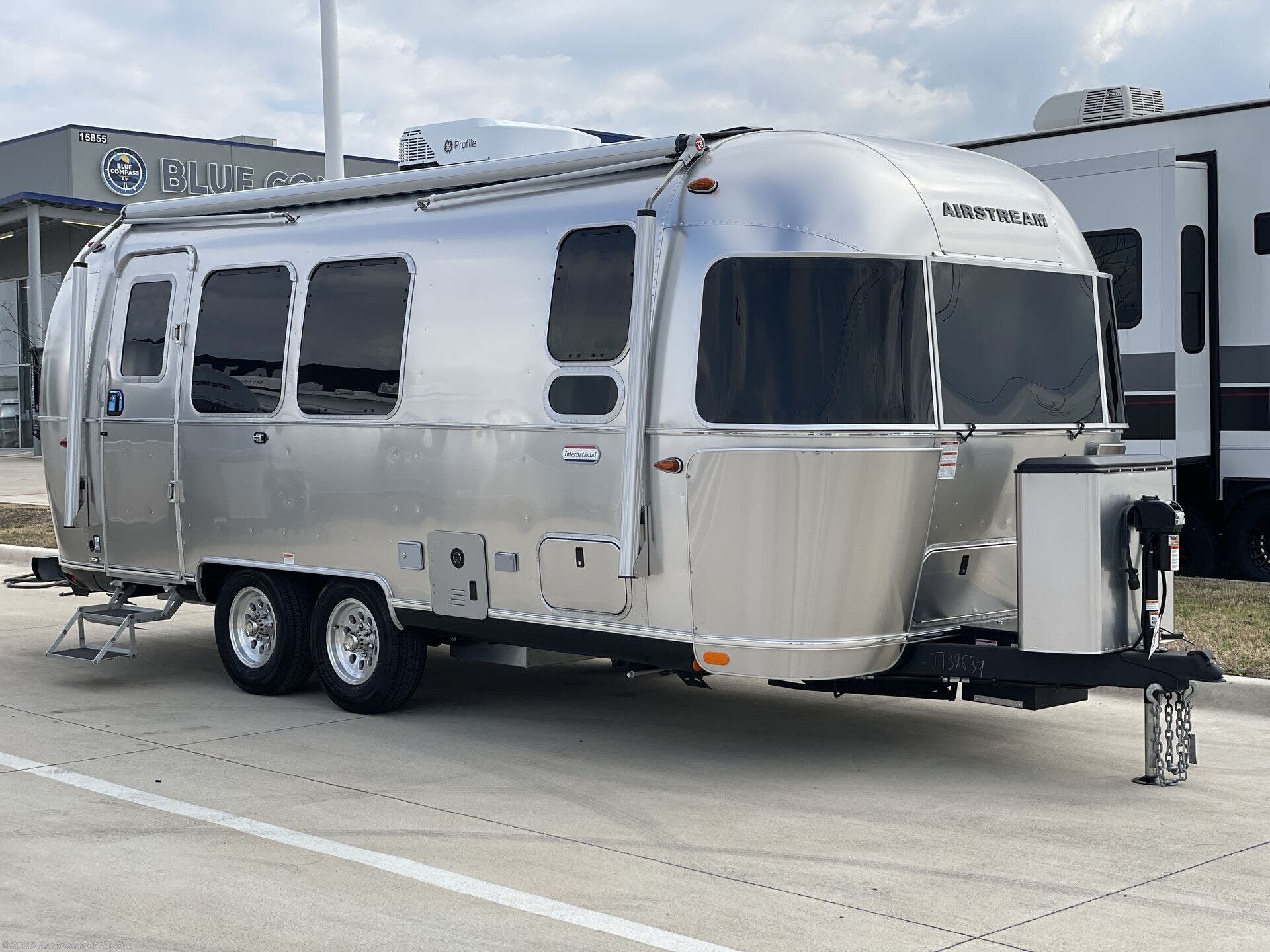 New 2026 Airstream International 23FB Twin available in Buda, Texas