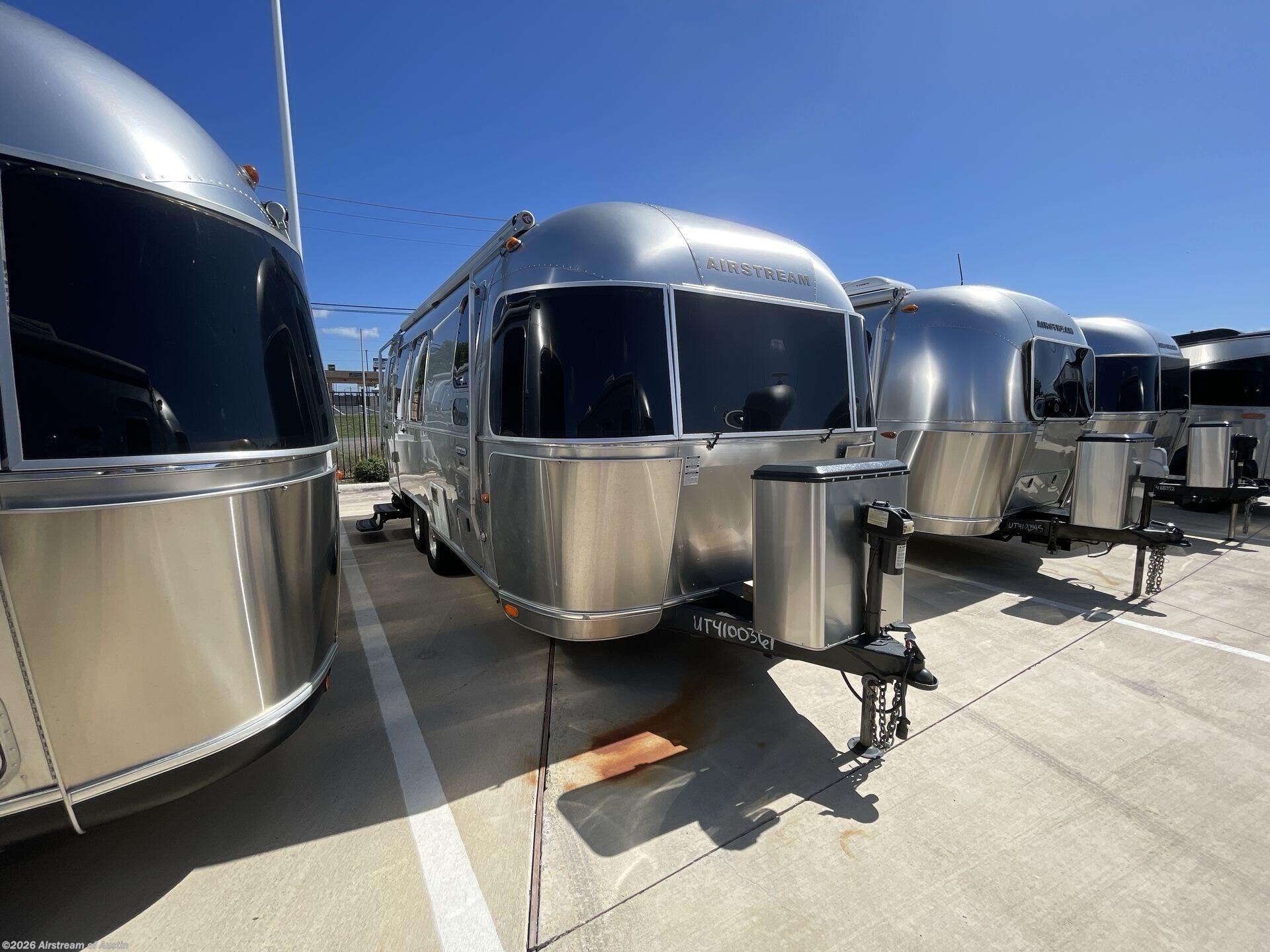 Used 2014 Airstream International Signature 23FB available in Buda, Texas