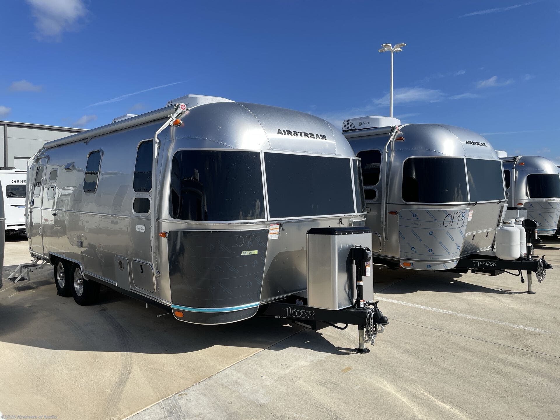 New 2027 Airstream Flying Cloud 27FB available in Buda, Texas