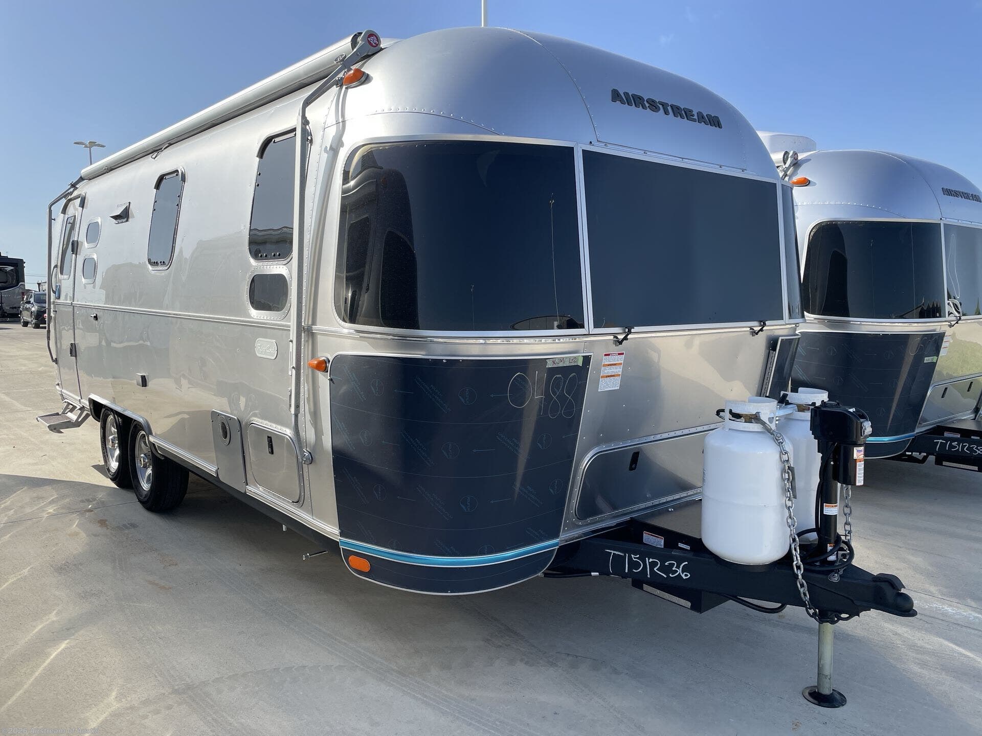 New 2027 Airstream Flying Cloud 25FB Twin available in Buda, Texas