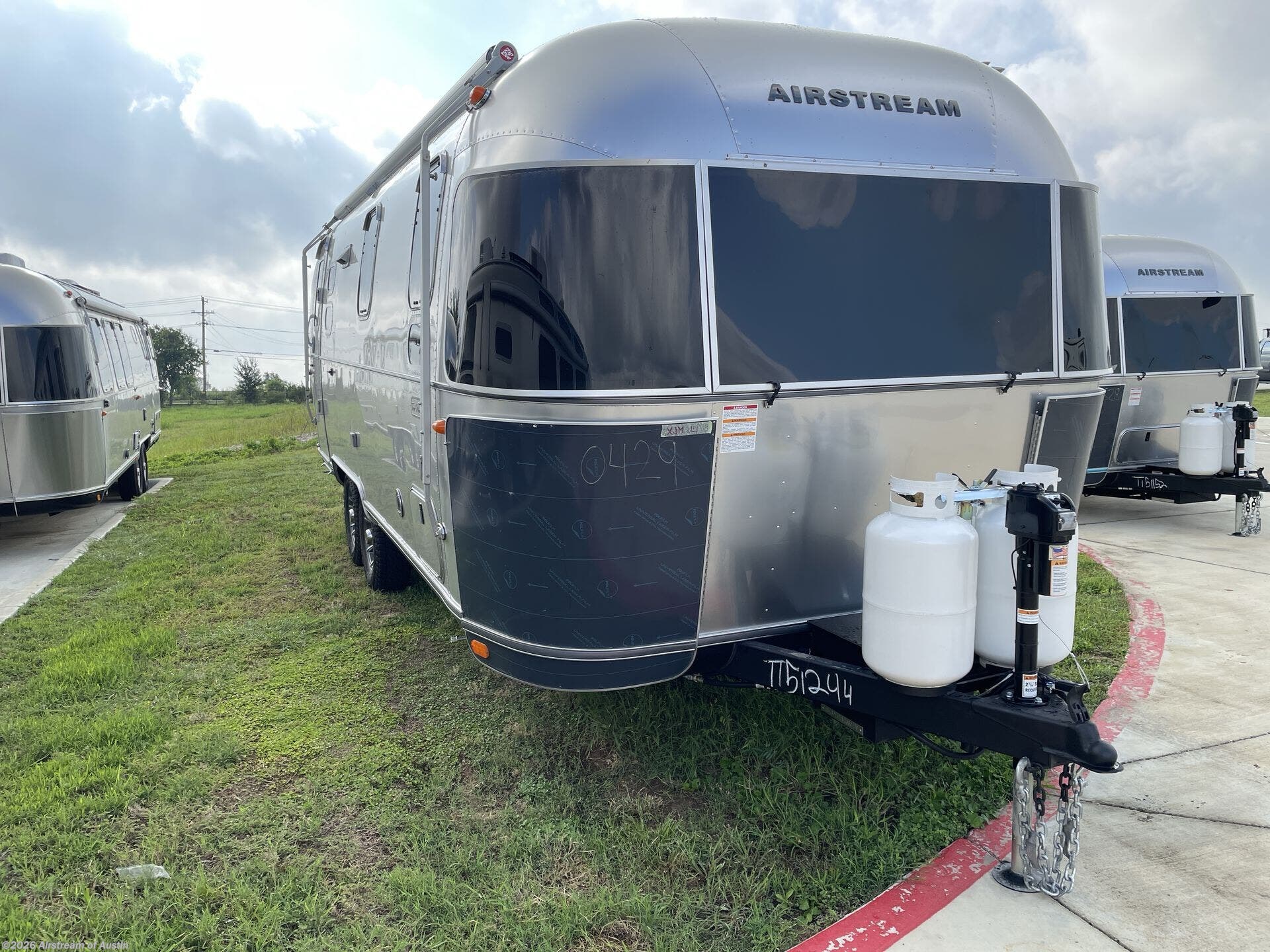 New 2027 Airstream Trade Wind 25FB available in Buda, Texas