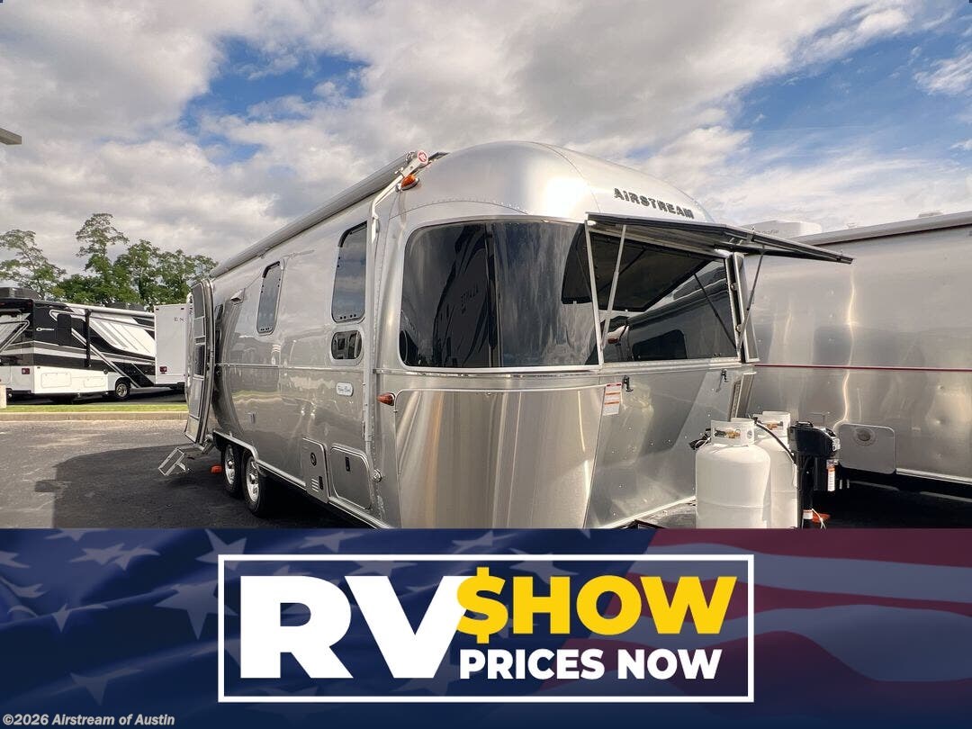 New 2026 Airstream Flying Cloud 25FB available in Buda, Texas