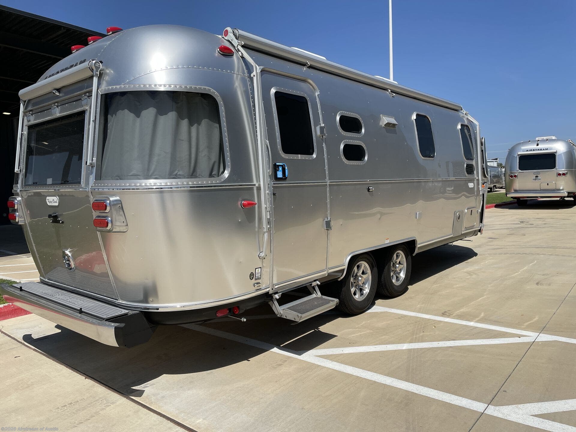 New 2027 Airstream Flying Cloud 25FB available in Buda, Texas