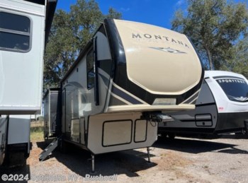 Used 2019 Keystone Montana 305RL available in Bushnell, Florida