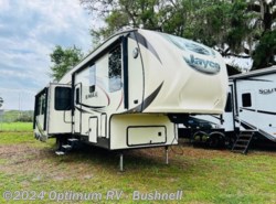 Used 2016 Jayco Eagle 325BHQS available in Bushnell, Florida