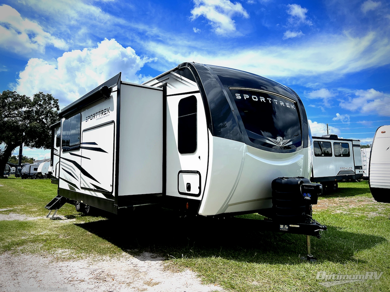 New 2026 Venture RV SportTrek Touring Edition STT333VMI available in Bushnell, Florida
