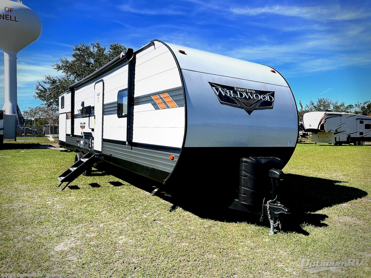 Used 2022 Forest River Wildwood 33TS available in Bushnell, Florida