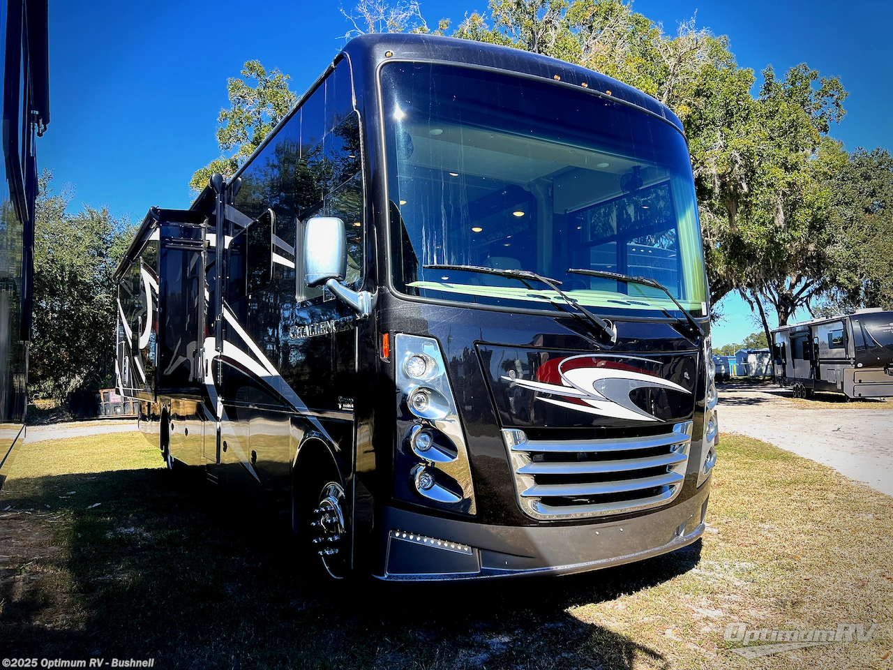 Used 2020 Thor  Challenger 37DS available in Bushnell, Florida