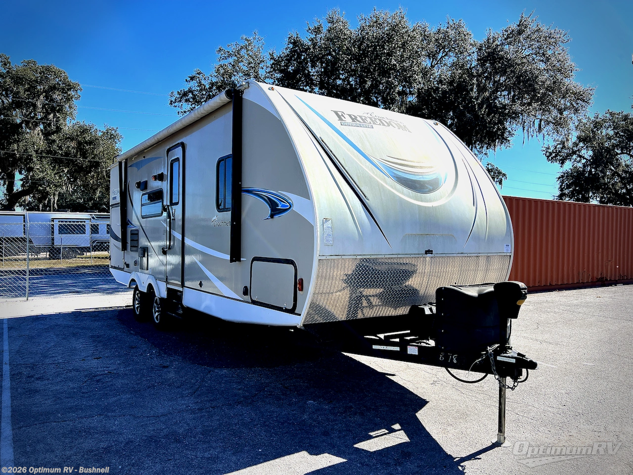 Used 2019 Coachmen Freedom Express Ultra Lite 248RBS available in Bushnell, Florida