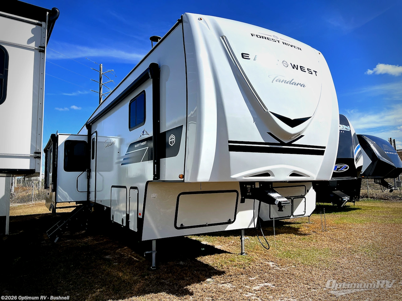 New 2026 East to West Tandara 388LR available in Bushnell, Florida