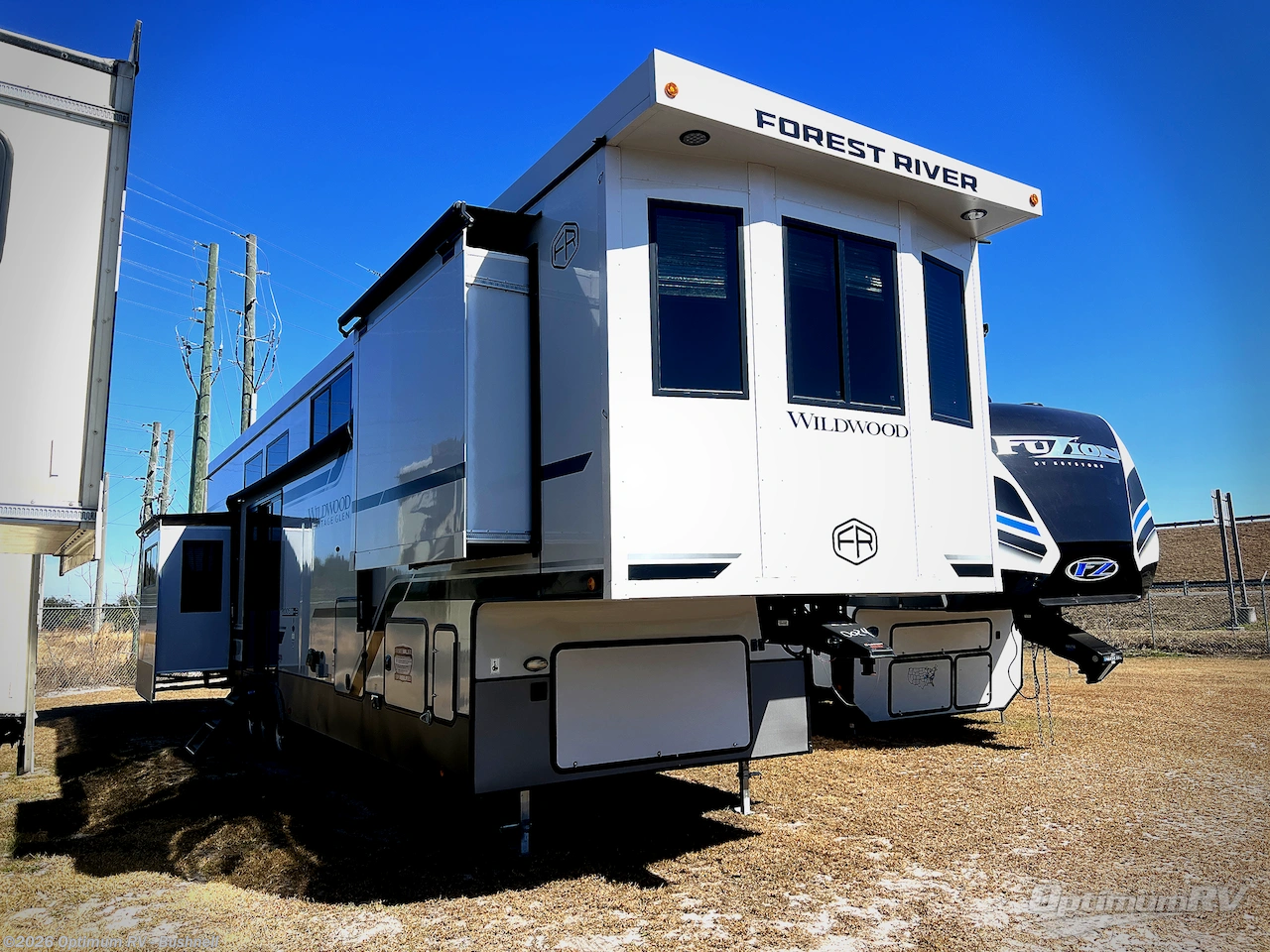 Used 2025 Forest River Wildwood Heritage Glen ROOST43 available in Bushnell, Florida