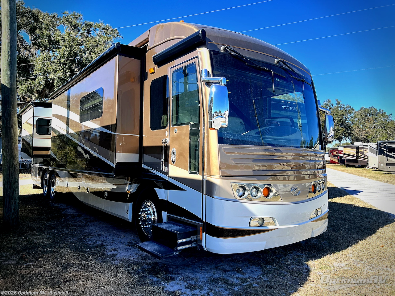 Used 2013 American Coach American Eagle 45N available in Bushnell, Florida