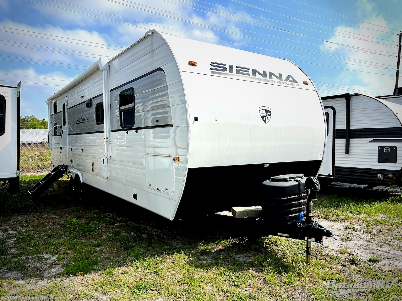 Used 2025 Venture RV Sienna SA271VBH available in Bushnell, Florida