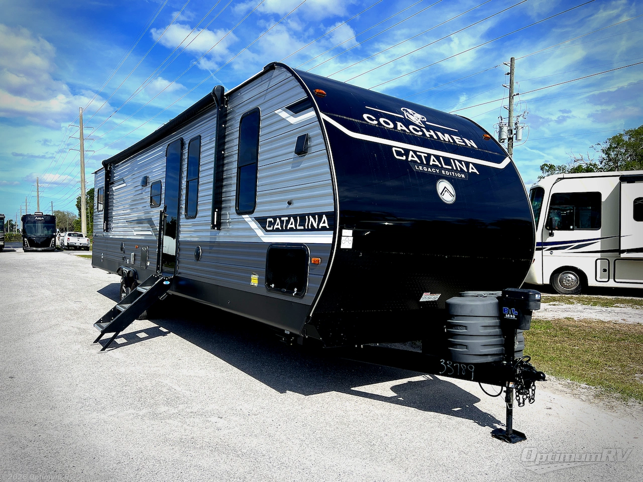 Used 2025 Coachmen Catalina Legacy Edition 343BHTS available in Bushnell, Florida