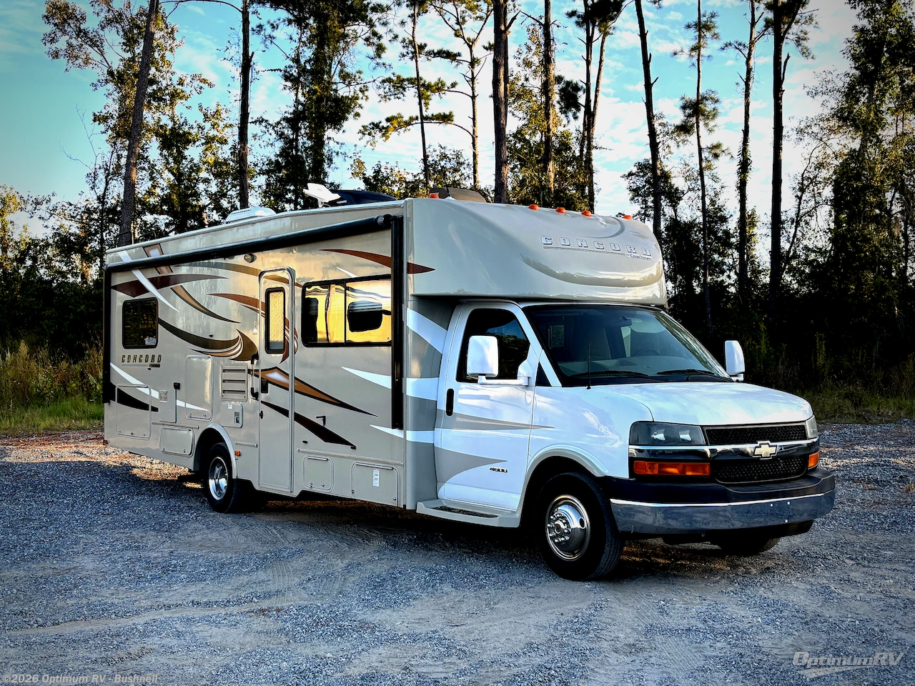 Used 2014 Coachmen Concord 280LE available in Bushnell, Florida